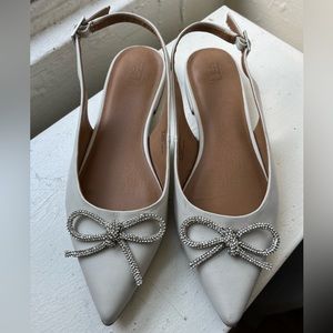 Ivory ballet flat with Crystal embellished bow detail